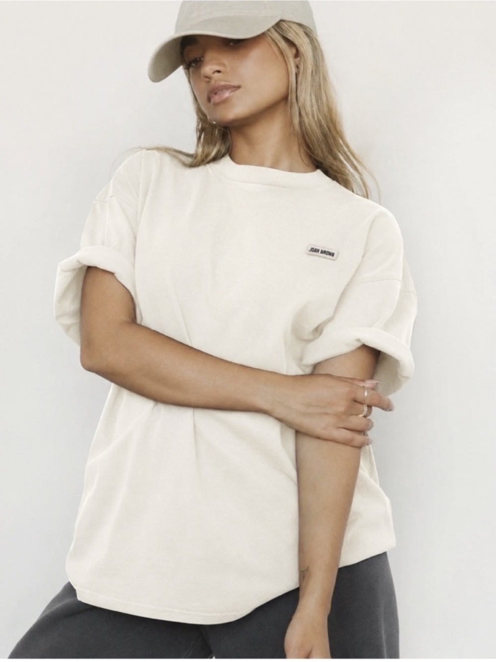 ♡ Joah Brown Logo Patch Tee – Off White